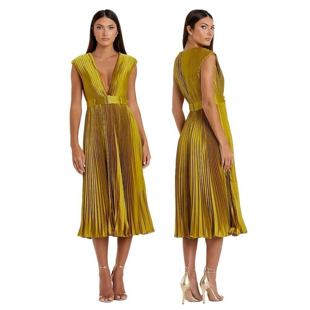 NWT Mac Duggal Chartreuse Pleated Midi Dress in gold size 2 style number 26483.